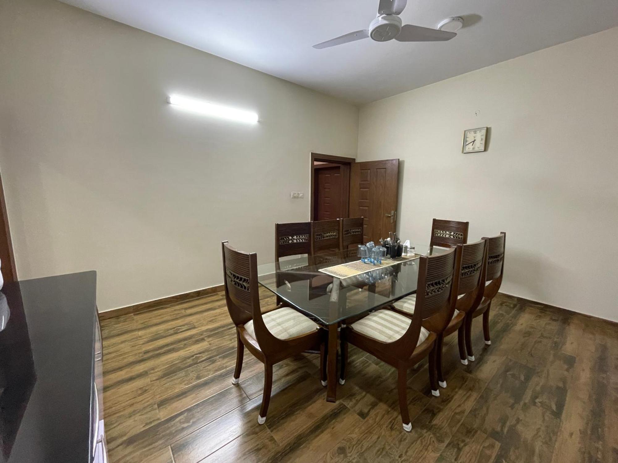 Alpha Guest House Rawalpindi Extérieur photo