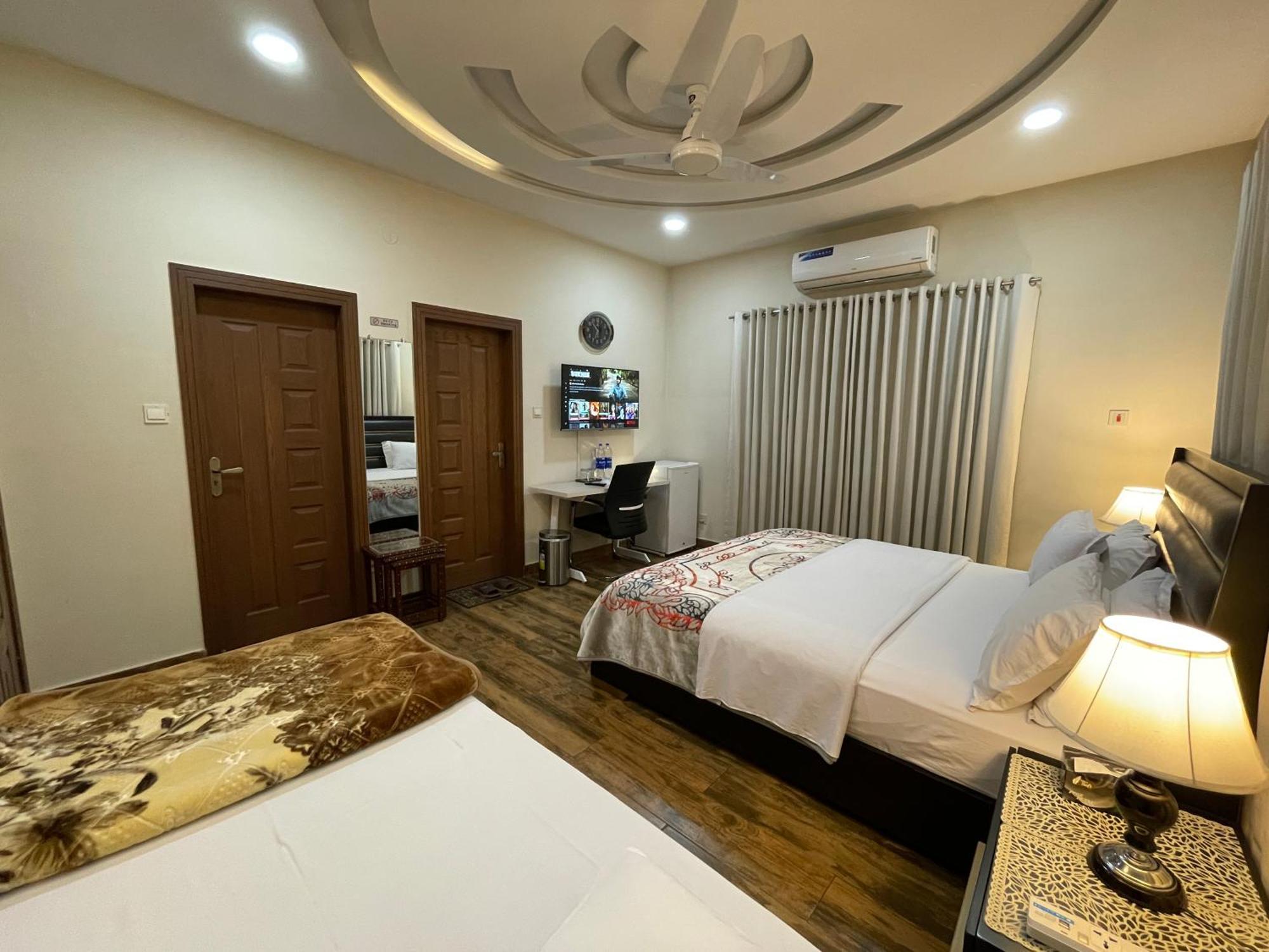 Alpha Guest House Rawalpindi Extérieur photo