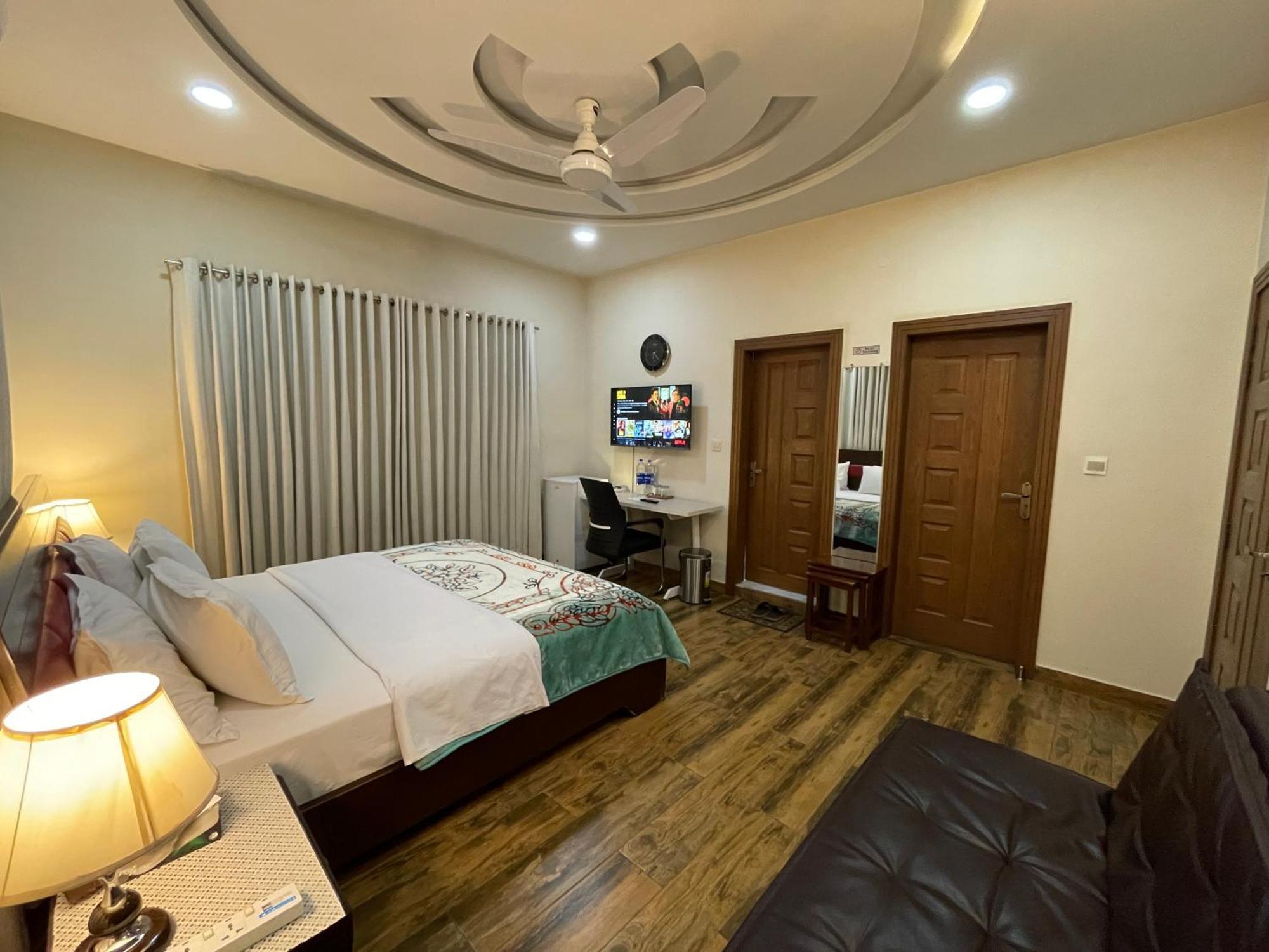 Alpha Guest House Rawalpindi Extérieur photo