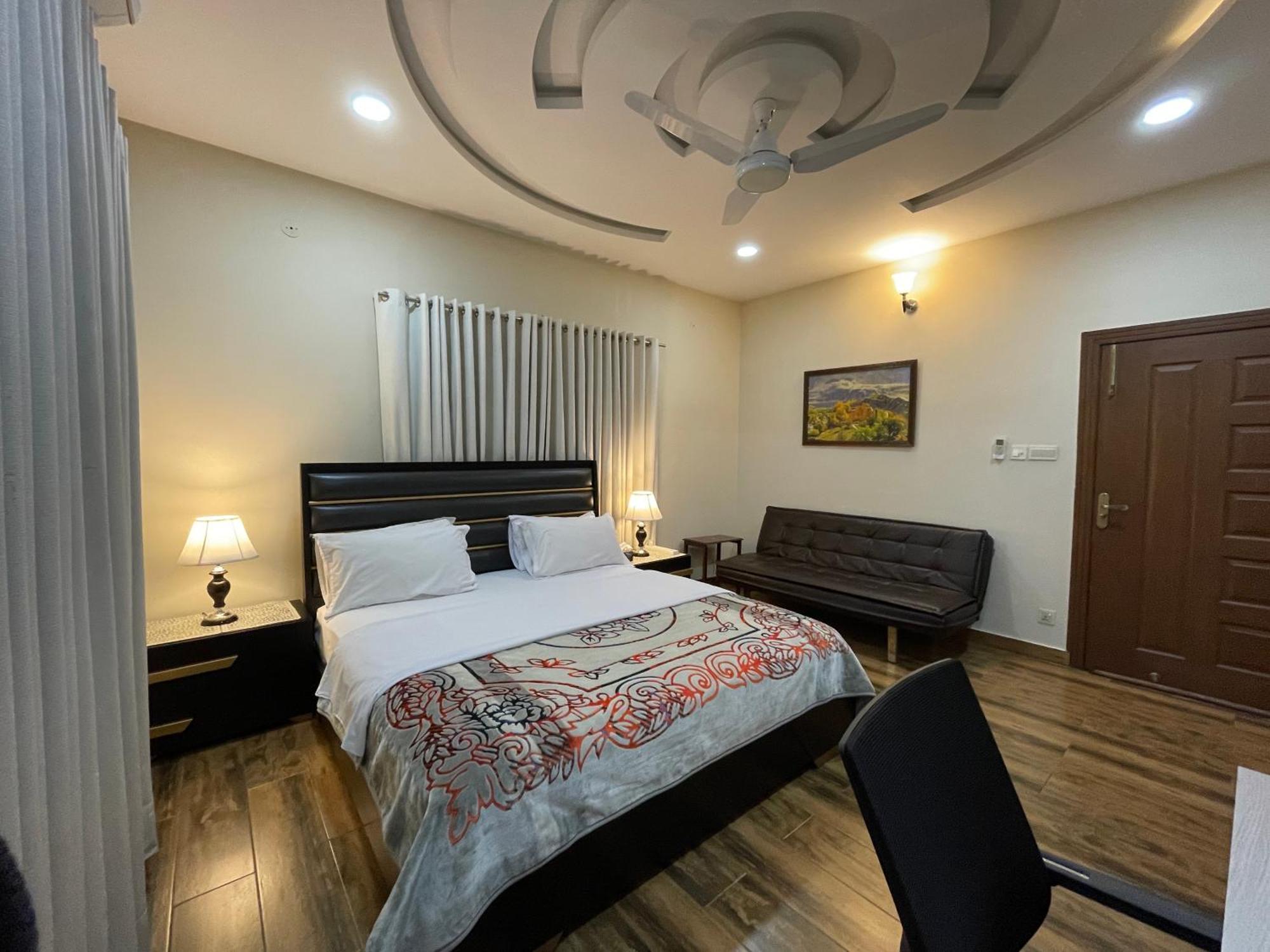 Alpha Guest House Rawalpindi Extérieur photo