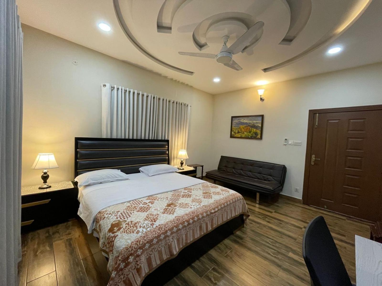 Alpha Guest House Rawalpindi Extérieur photo